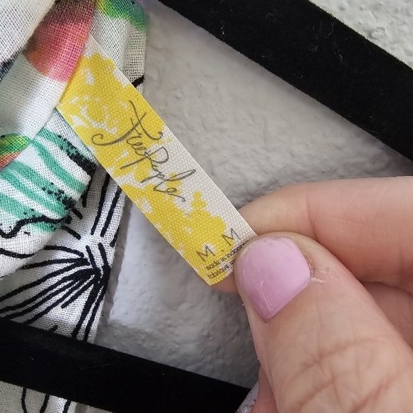 Free People Lots of Love Printed Halter Top Size M Medium - Picture 10 of 12